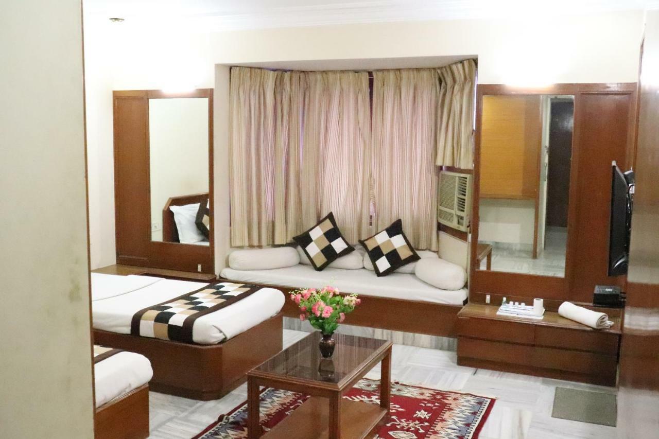Geetco Hotel Jalor Екстериор снимка