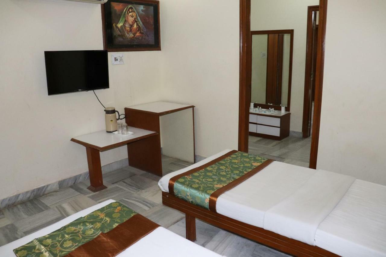 Geetco Hotel Jalor Екстериор снимка