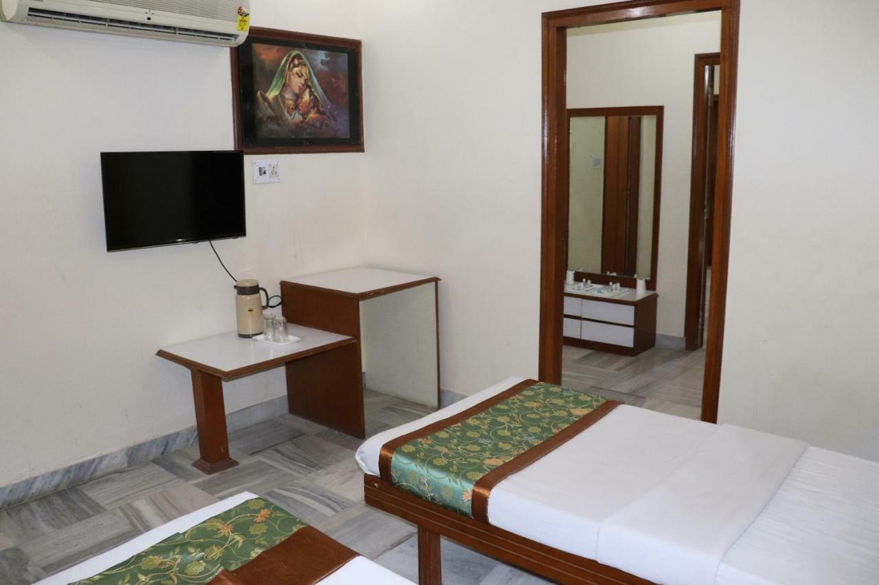 Geetco Hotel Jalor Екстериор снимка